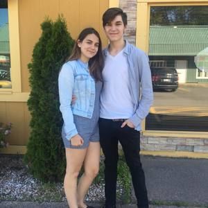 Meet your Posher, Elwyn